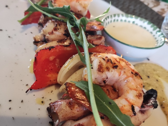 Squid Skewers with Prawns @ Restaurant & Grill Muralha Terrace