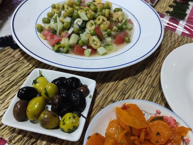 Moroccan Salad in Restaurant Hamama مطعم حمامة